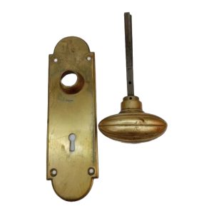 Yale and Towne Medford Doorknob and Plate