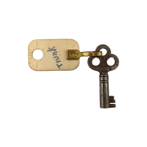 Trunk Key B51