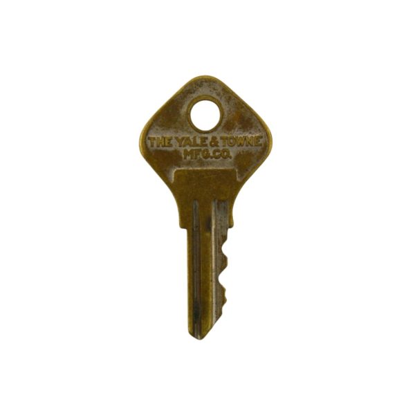 Yale Junior 303 Key