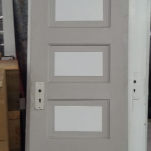 Door 147