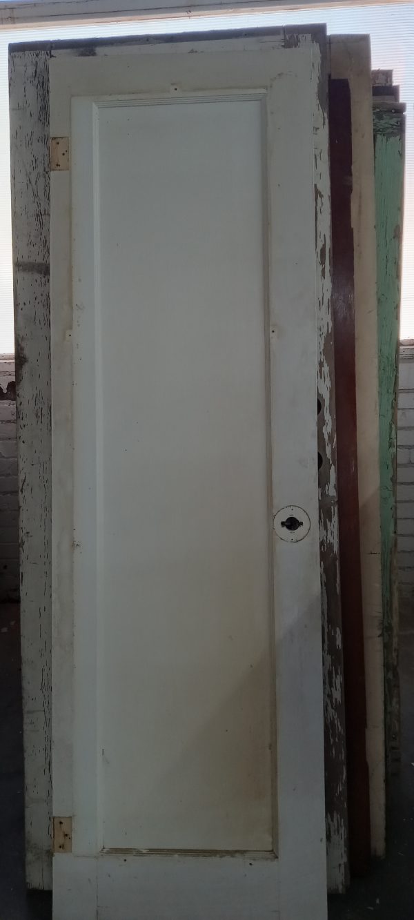 Door 109